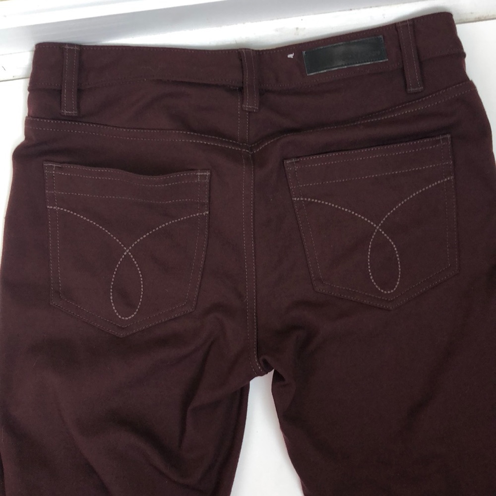 Calvin Klein Burgundy stretch skinny size 4 knit